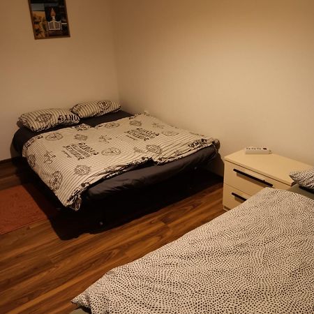 Apartment Jarun Comfort 자그레브 외부 사진